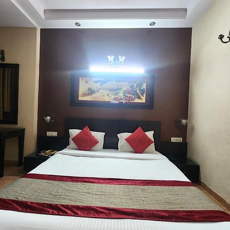 Hotel Mid Town เดลี ภายนอก รูปภาพ