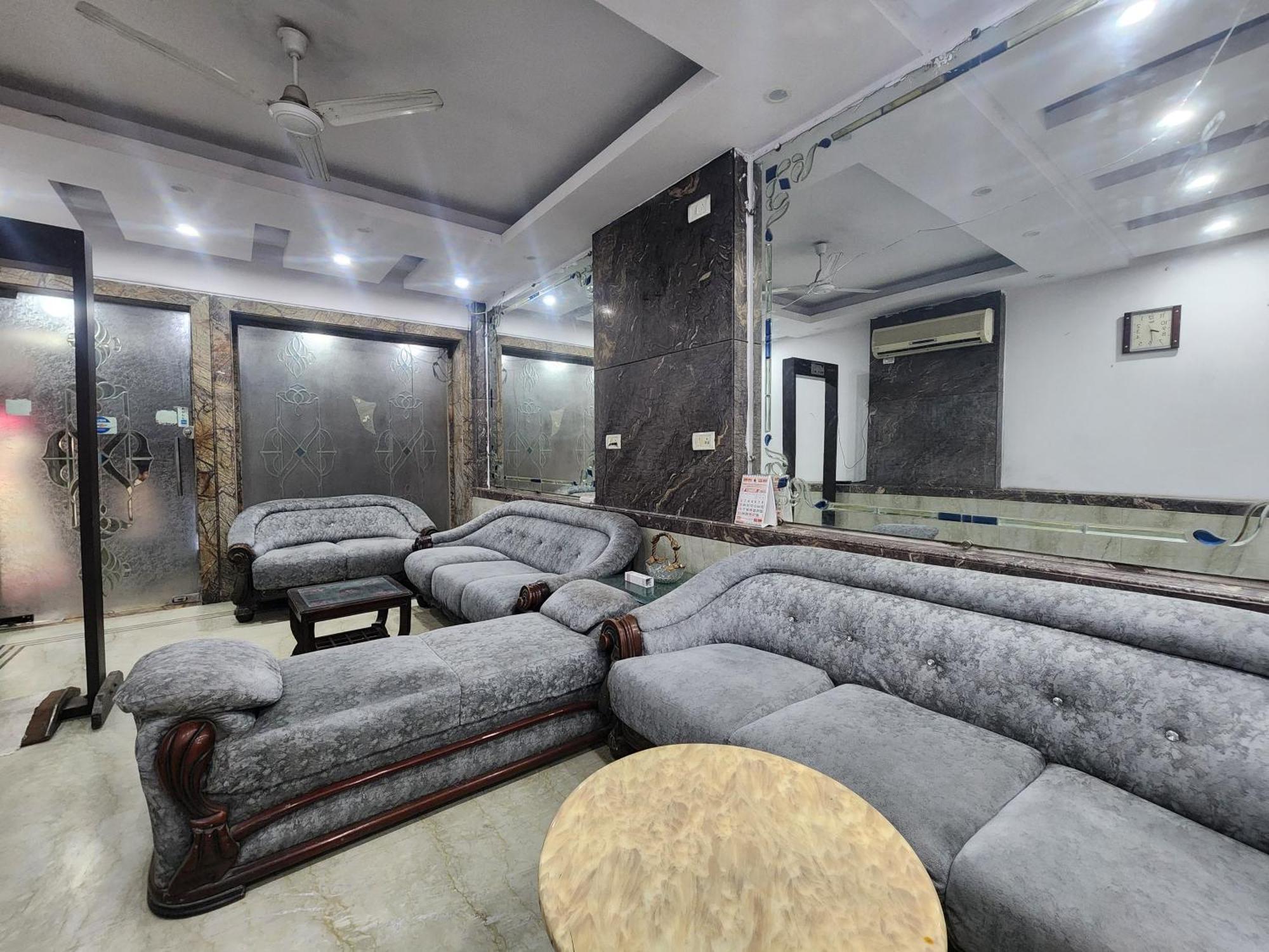 Hotel Mid Town เดลี ภายนอก รูปภาพ
