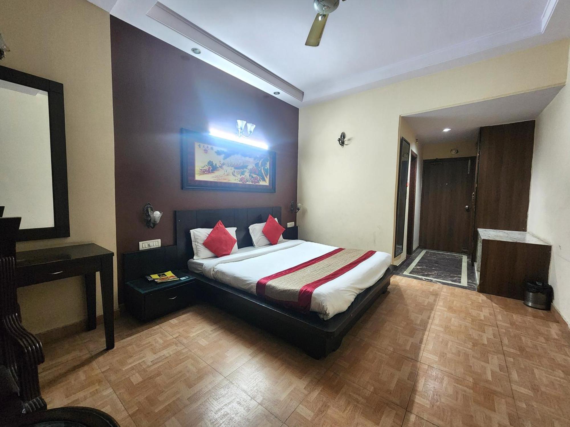 Hotel Mid Town เดลี ภายนอก รูปภาพ