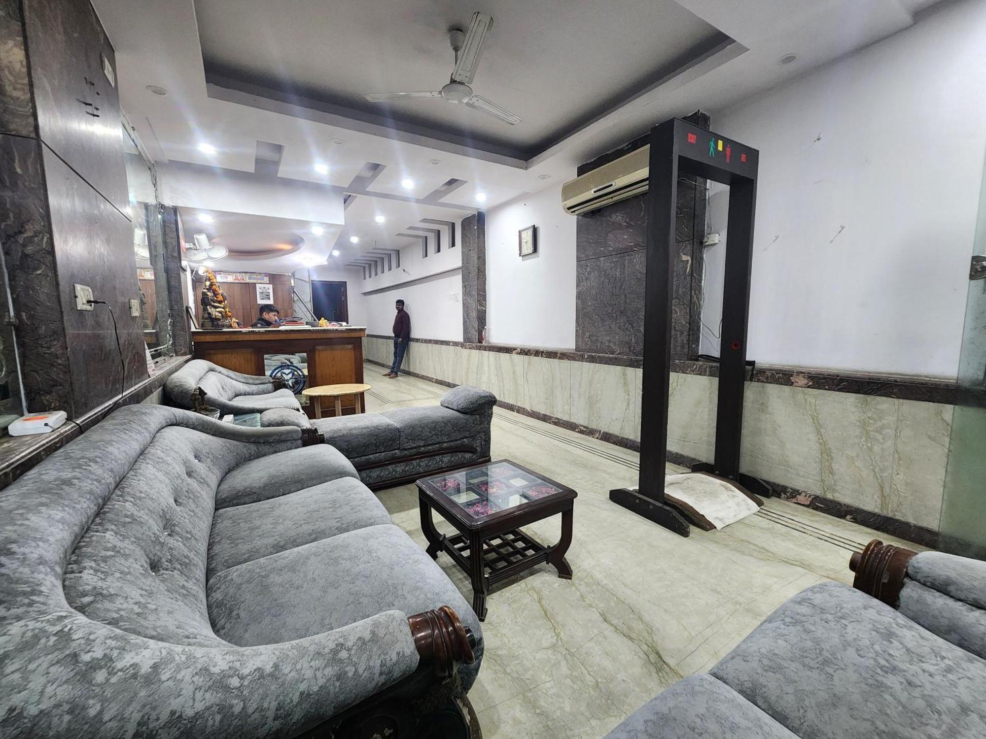 Hotel Mid Town เดลี ภายนอก รูปภาพ